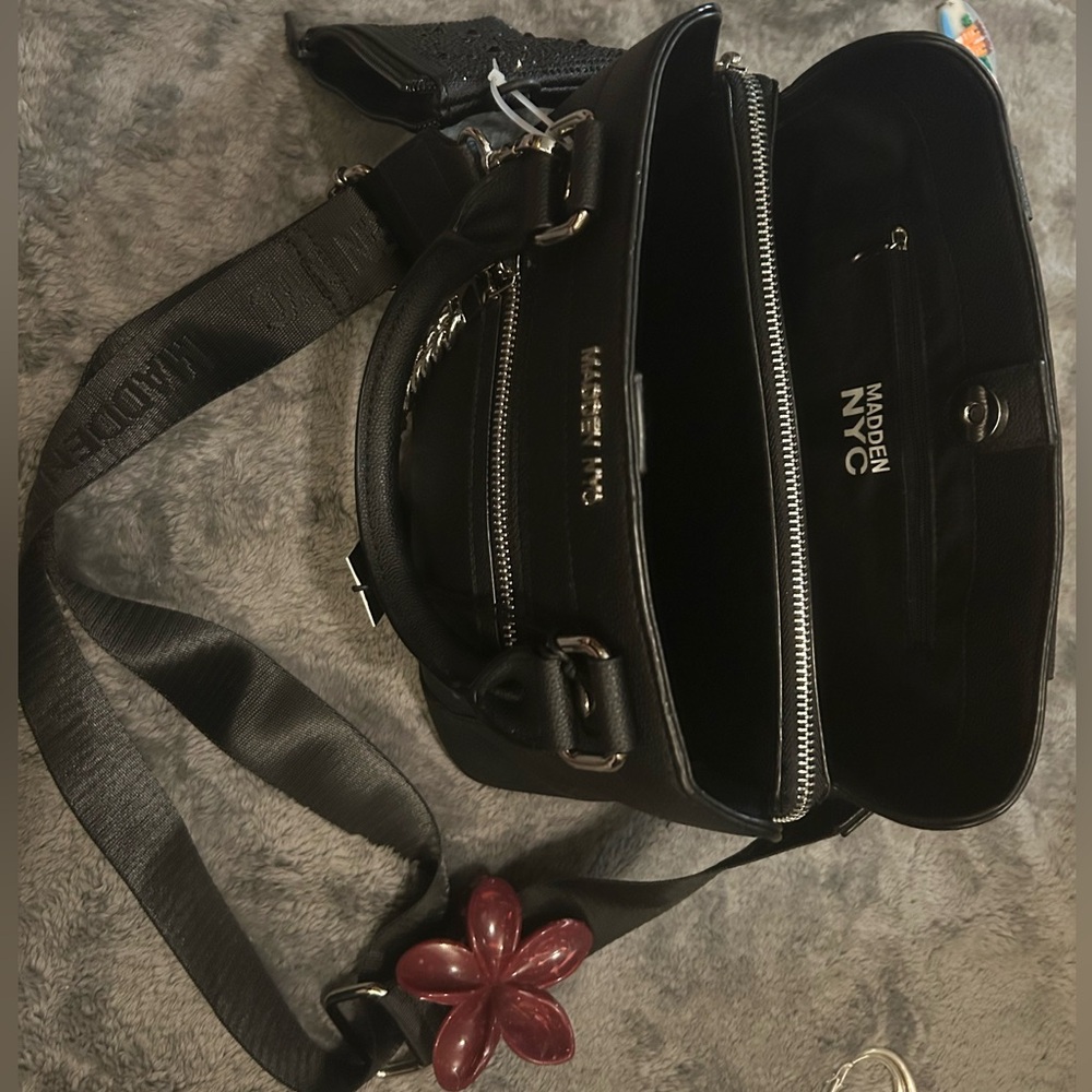 Black Shoulder Bag